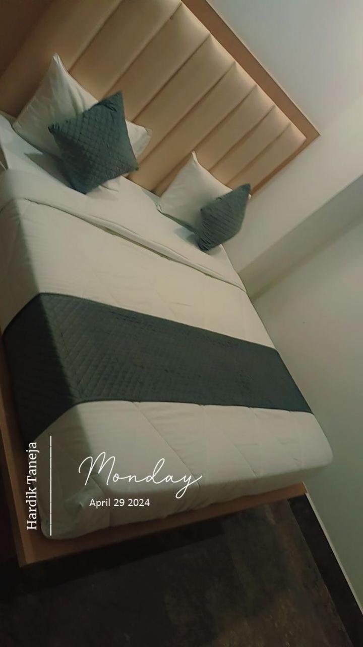 Hotel Whitehouse Ac Family Room Agra  Ngoại thất bức ảnh