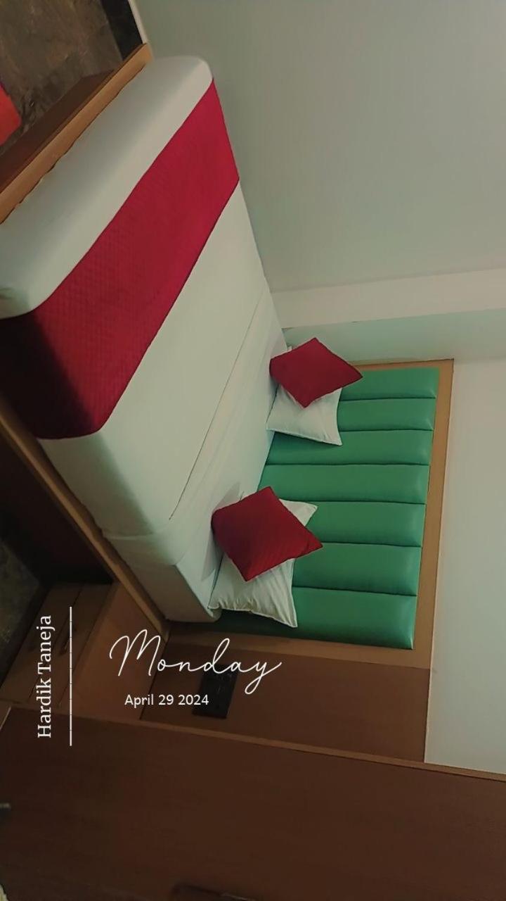 Hotel Whitehouse Ac Family Room Agra  Ngoại thất bức ảnh